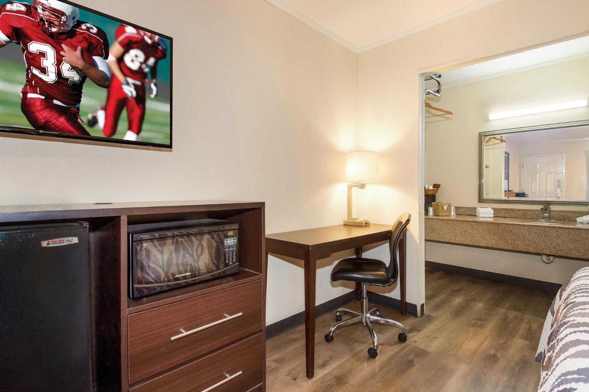 Red Roof Inn Санти Экстерьер фото