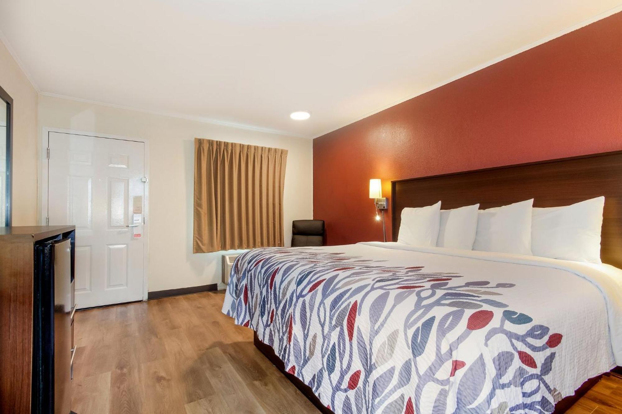 Red Roof Inn Санти Экстерьер фото